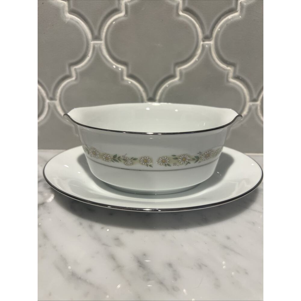VTG Noritake Trilby Pattern 6908 Fine China Cottagecore Daisy Gravy Bowl